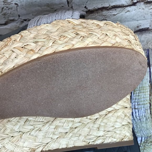 Splendid Women’s Gray Macramé Woven Open Toe Wicker Wedge Jute Platform Sandals - Picture 7 of 9